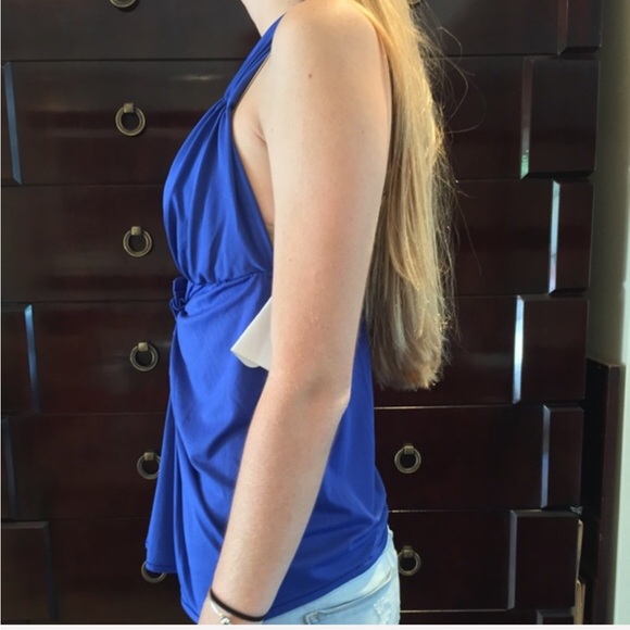 Black Halo Cobalt Blue Draped Halter Top Large NWT - Picture 6 of 9